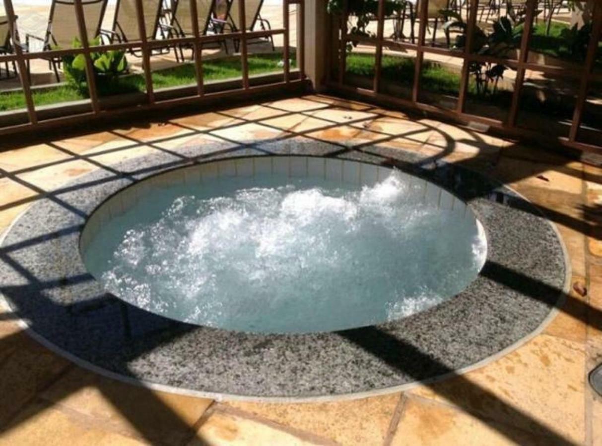 Lacqua Di Roma Com Piscina De Ondas Калдас-Новас Екстер'єр фото