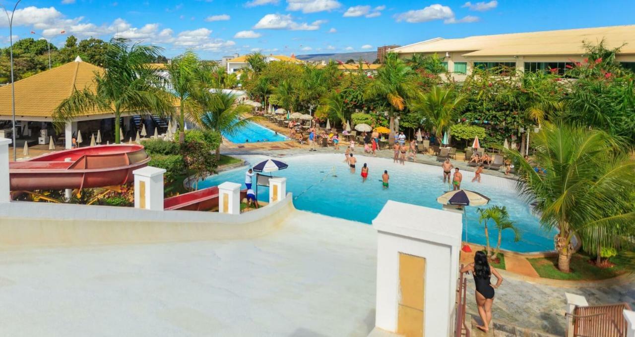 Lacqua Di Roma Com Piscina De Ondas Калдас-Новас Екстер'єр фото