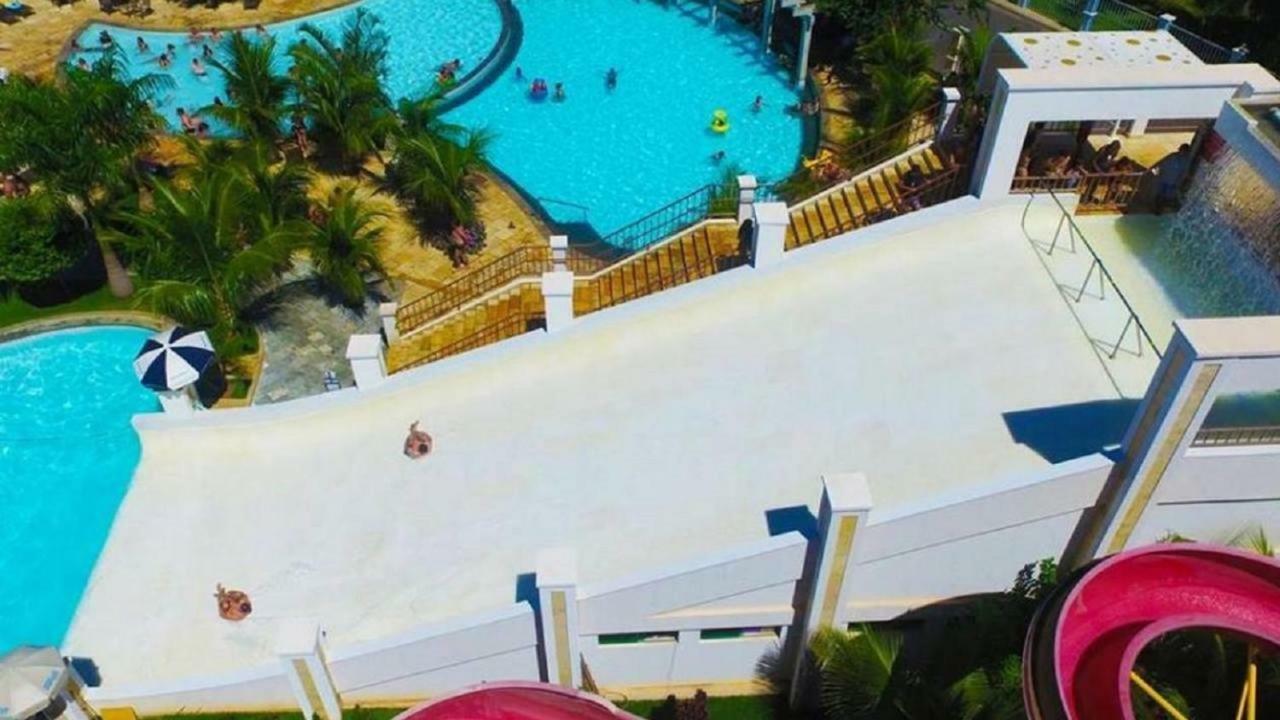 Lacqua Di Roma Com Piscina De Ondas Калдас-Новас Екстер'єр фото